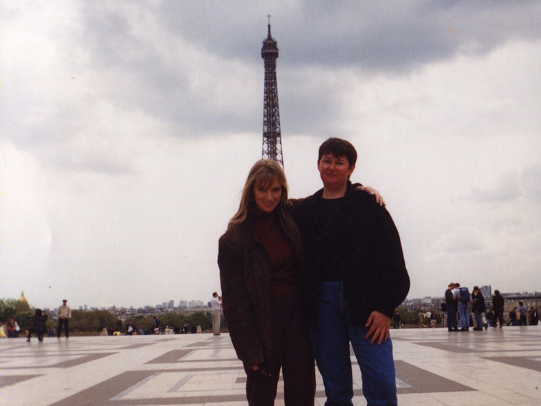 Eiffel_Tower_Head